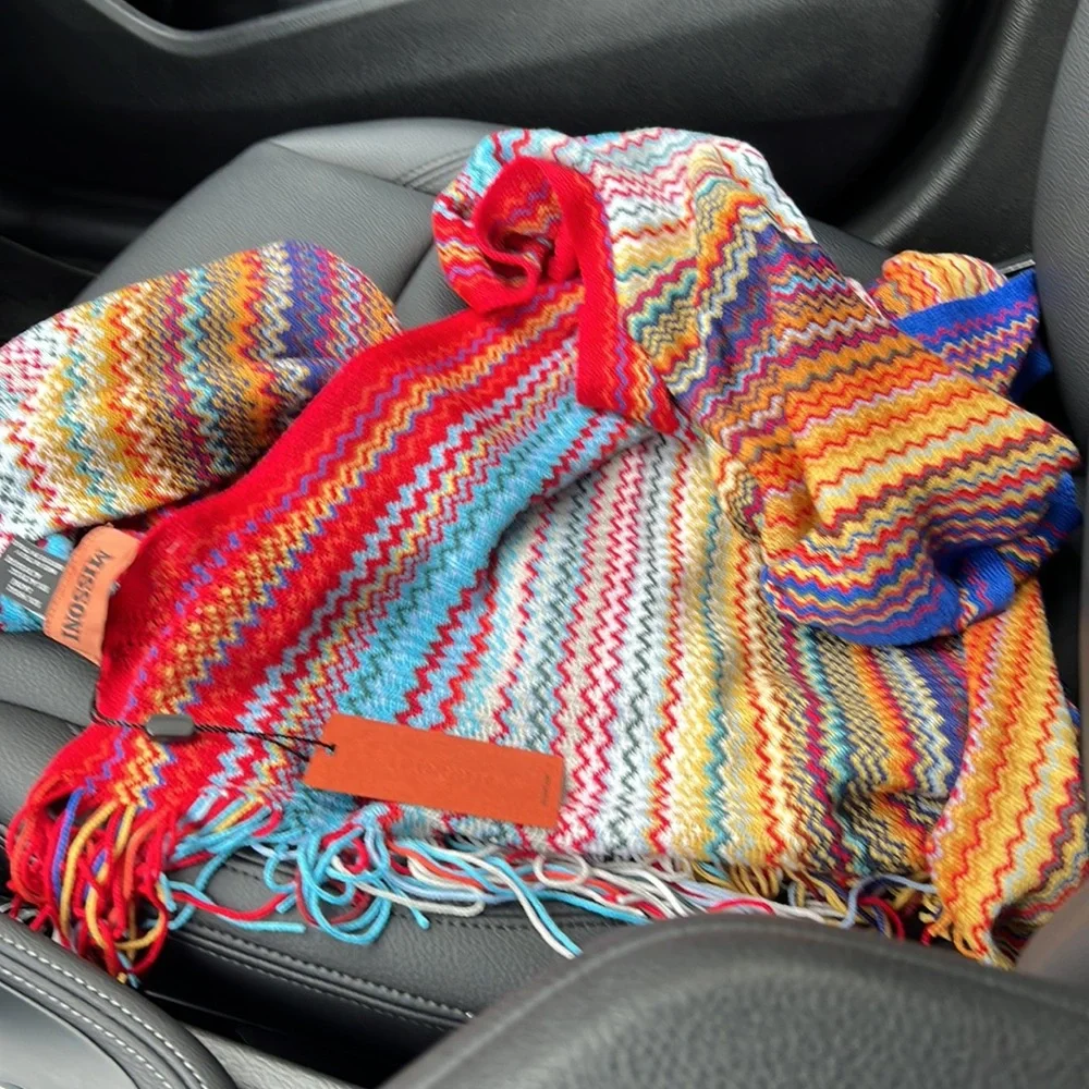 Missoni 🧣 scarf and hat set NWT - Picture 4 of 4